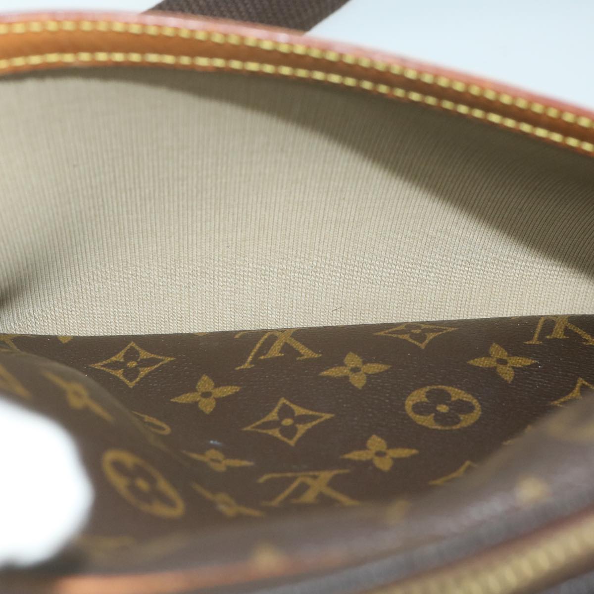 LOUIS VUITTON Monogram Reporter GM Shoulder Bag M45252 LV Auth 62225