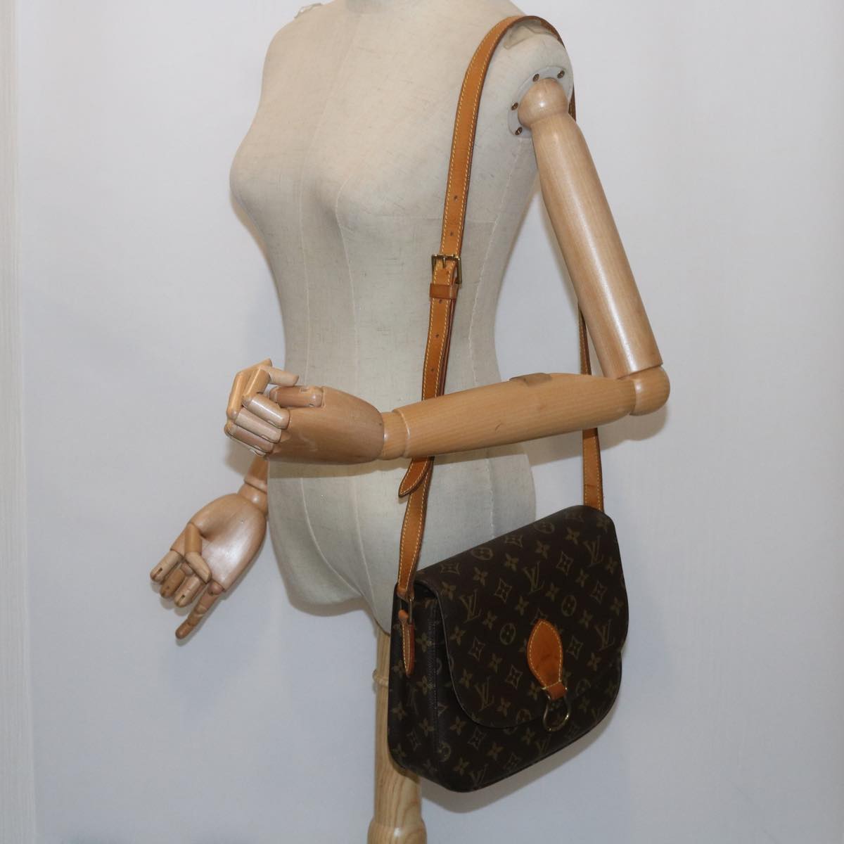 LOUIS VUITTON Monogram Saint Cloud GM Shoulder Bag M51242 LV Auth 62275