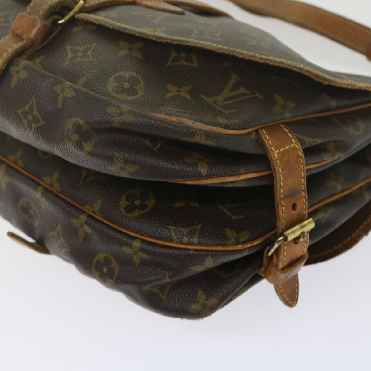 LOUIS VUITTON Monogram Saumur 30 Shoulder Bag M42256 LV Auth 62291