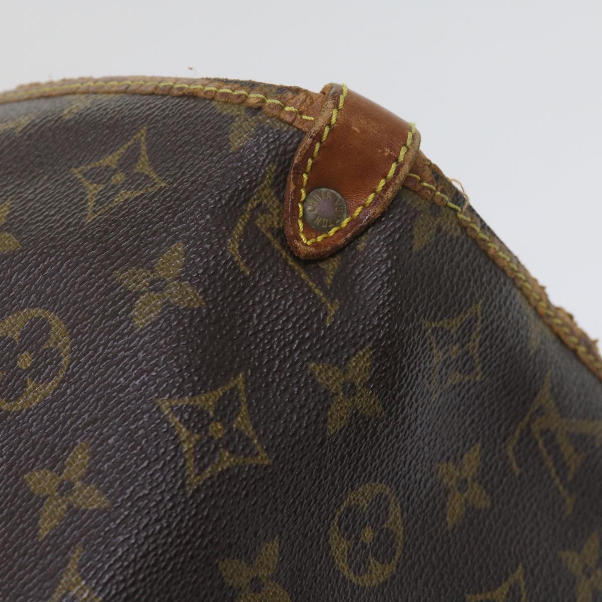 LOUIS VUITTON Monogram Saumur 30 Shoulder Bag M42256 LV Auth 62291