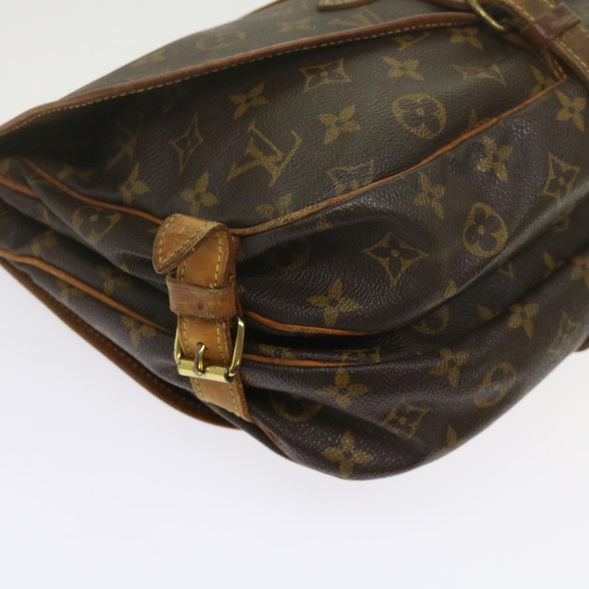 LOUIS VUITTON Monogram Saumur 30 Shoulder Bag M42256 LV Auth 62292