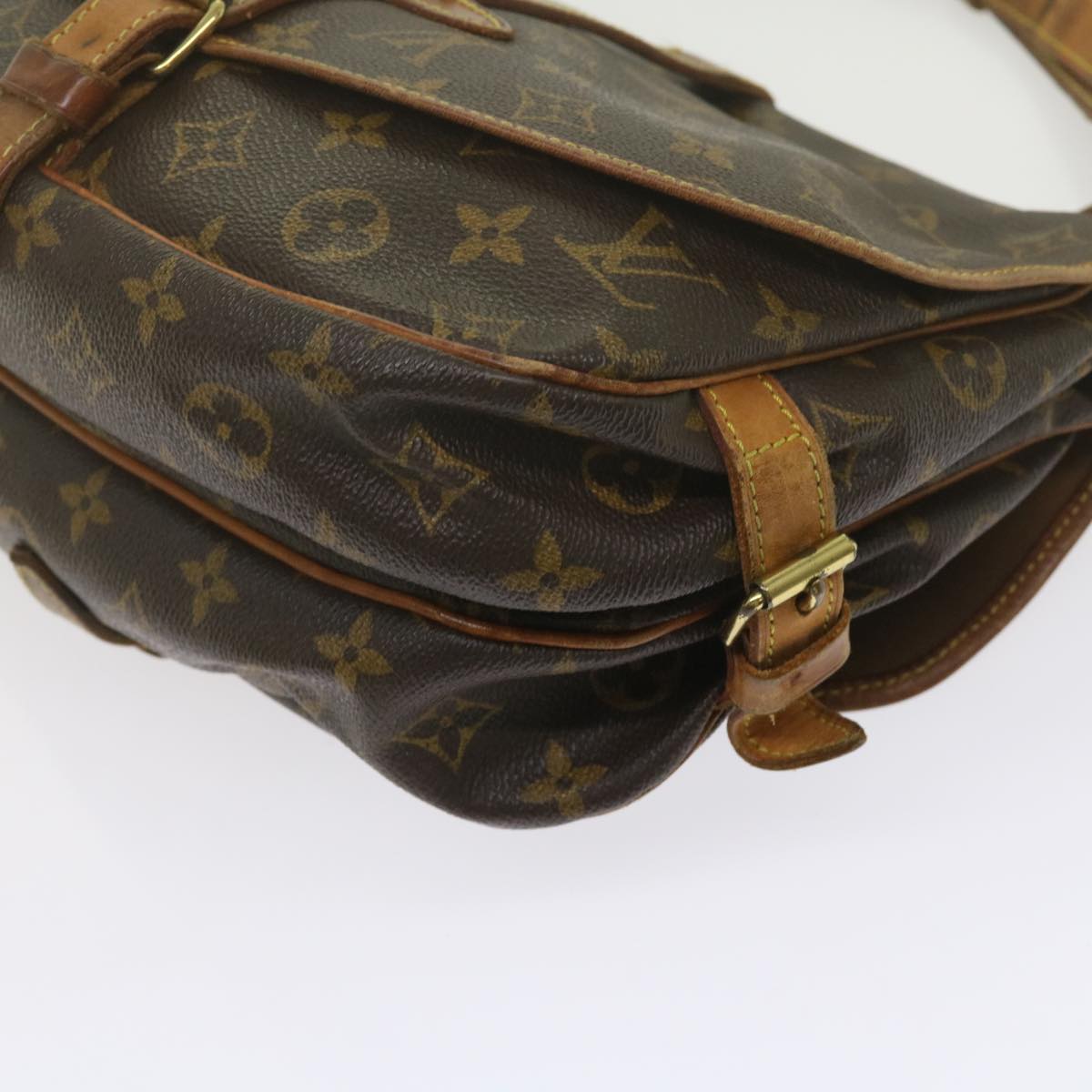 LOUIS VUITTON Monogram Saumur 30 Shoulder Bag M42256 LV Auth 62292