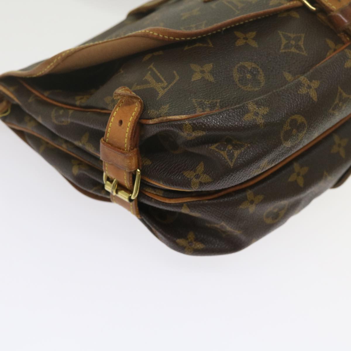 LOUIS VUITTON Monogram Saumur 30 Shoulder Bag M42256 LV Auth 62292