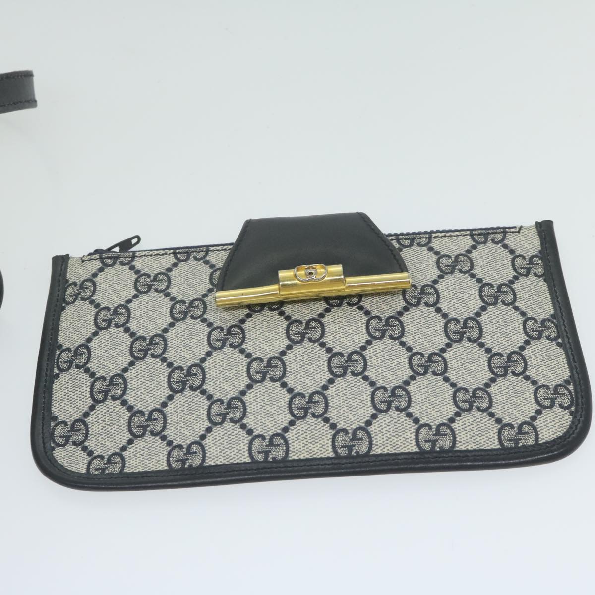 GUCCI GG Supreme Shoulder Bag PVC Leather Navy Auth 62385