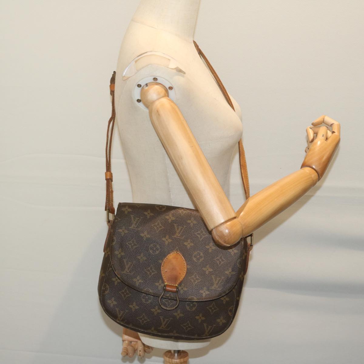 LOUIS VUITTON Monogram Saint Cloud GM Shoulder Bag M51242 LV Auth 62452