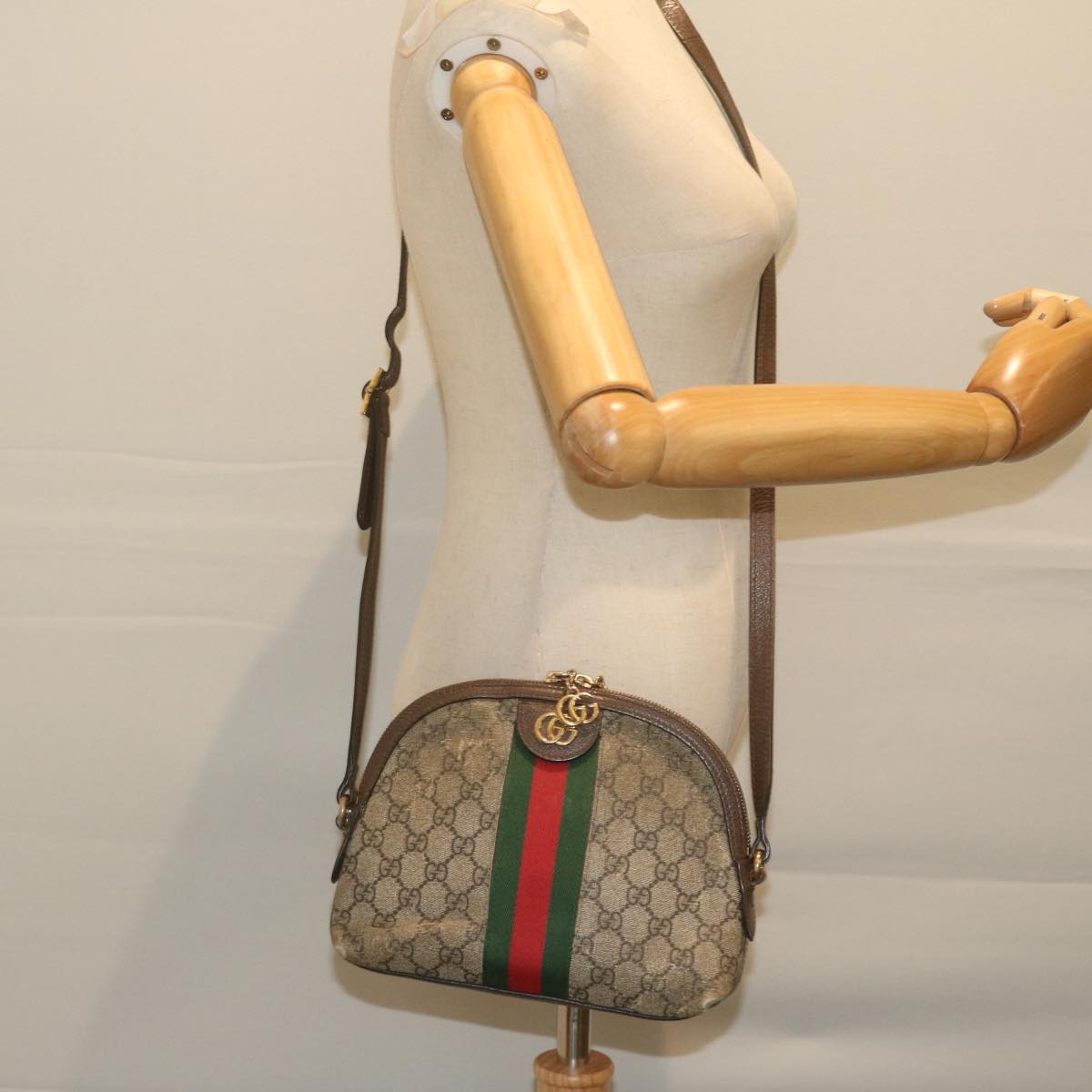 GUCCI GG Supreme Web Sherry Line Shoulder Bag Beige Red Green 499621 Auth 62469