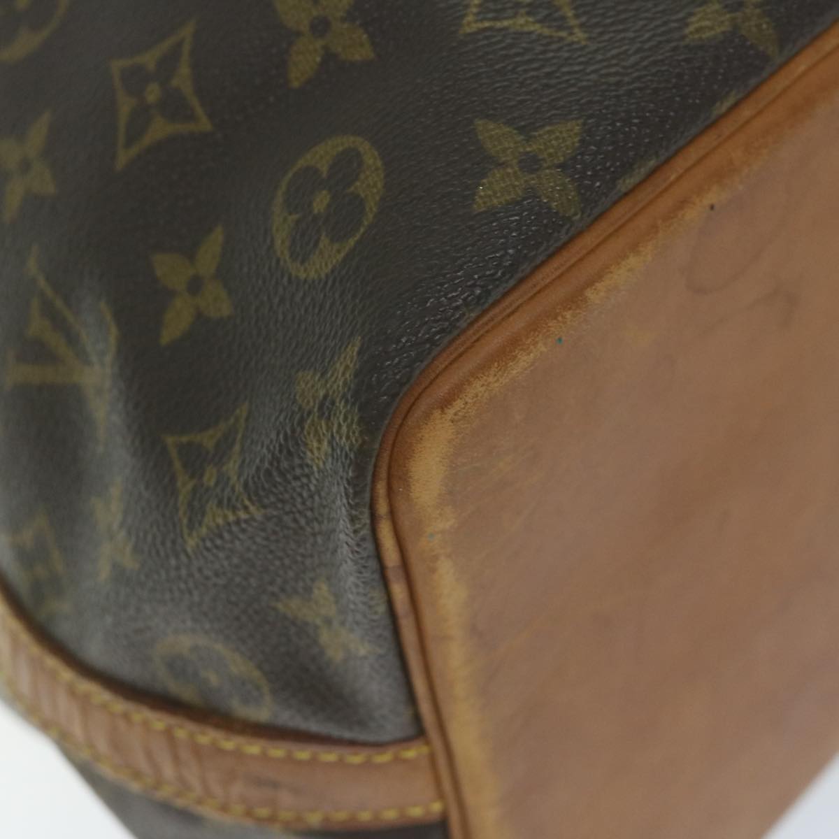 LOUIS VUITTON Monogram Petit Noe Shoulder Bag M42226 LV Auth 62510