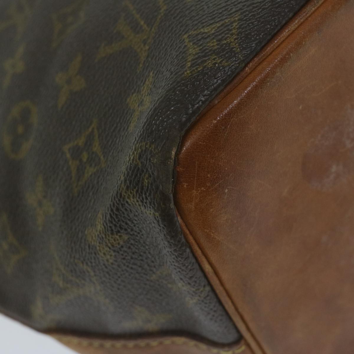 LOUIS VUITTON Monogram Petit Noe Shoulder Bag M42226 LV Auth 62511