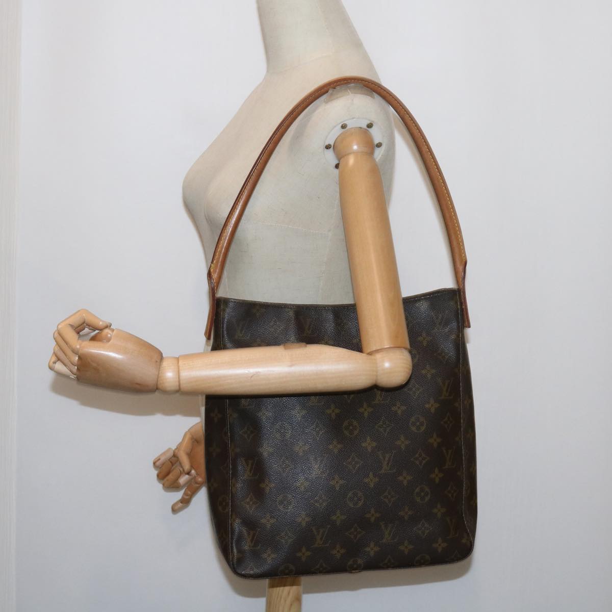 LOUIS VUITTON Monogram Looping GM Shoulder Bag M51145 LV Auth 62598