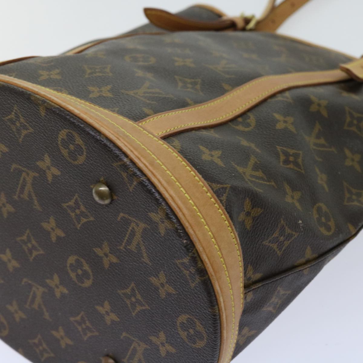 LOUIS VUITTON Monogram Bucket GM Shoulder Bag M42236 LV Auth 62601