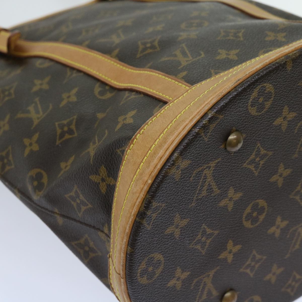 LOUIS VUITTON Monogram Bucket GM Shoulder Bag M42236 LV Auth 62601