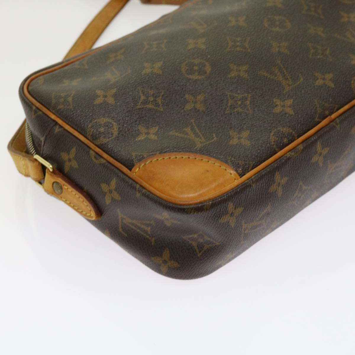 LOUIS VUITTON Monogram Trocadero 30 Shoulder Bag M51272 LV Auth 62666