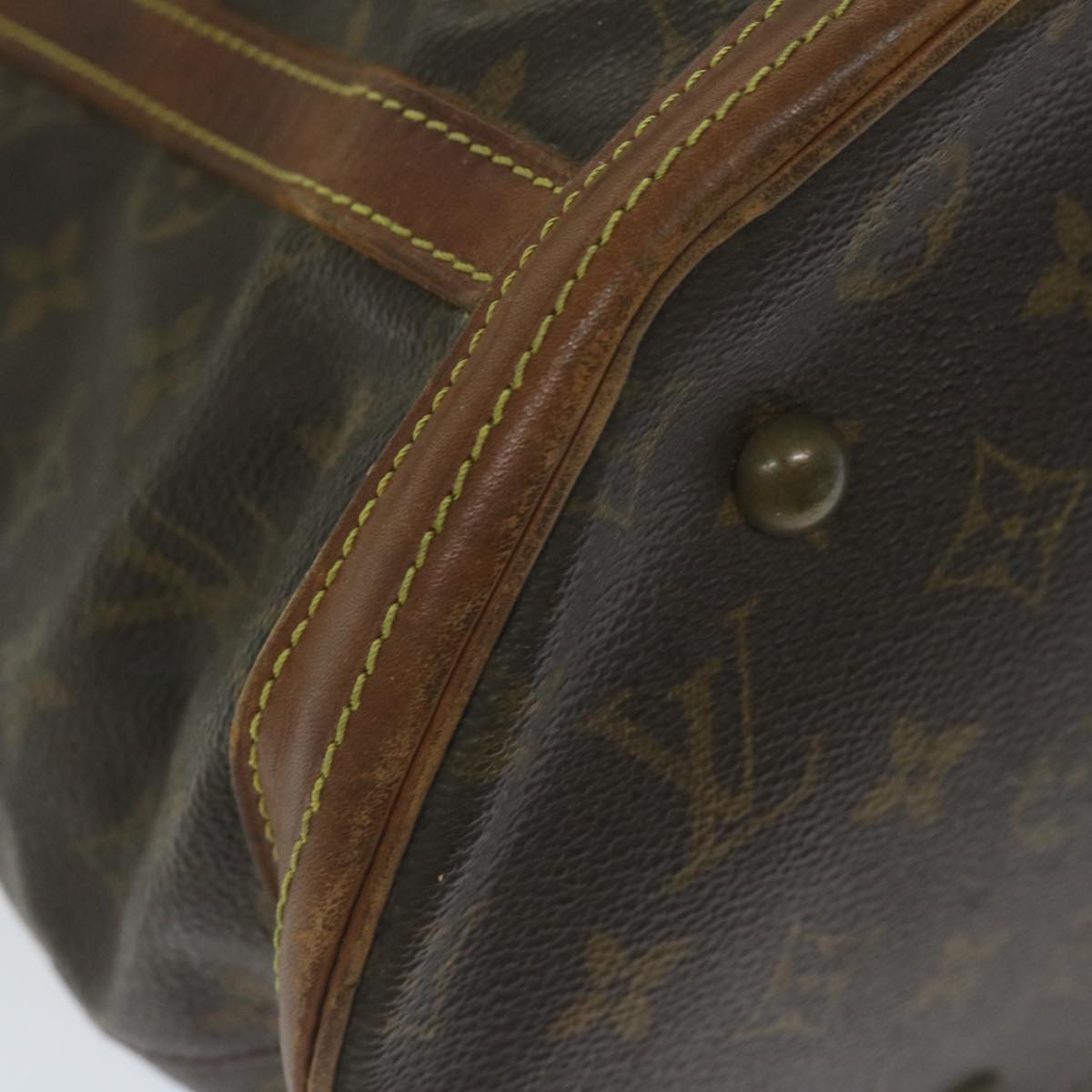 LOUIS VUITTON Monogram Bucket GM Shoulder Bag M42236 LV Auth 62702