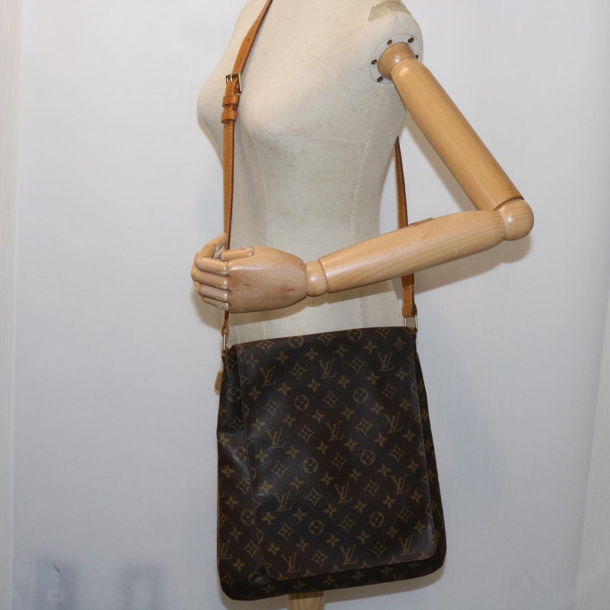 LOUIS VUITTON Monogram Musette Shoulder Bag M51256 LV Auth 62706