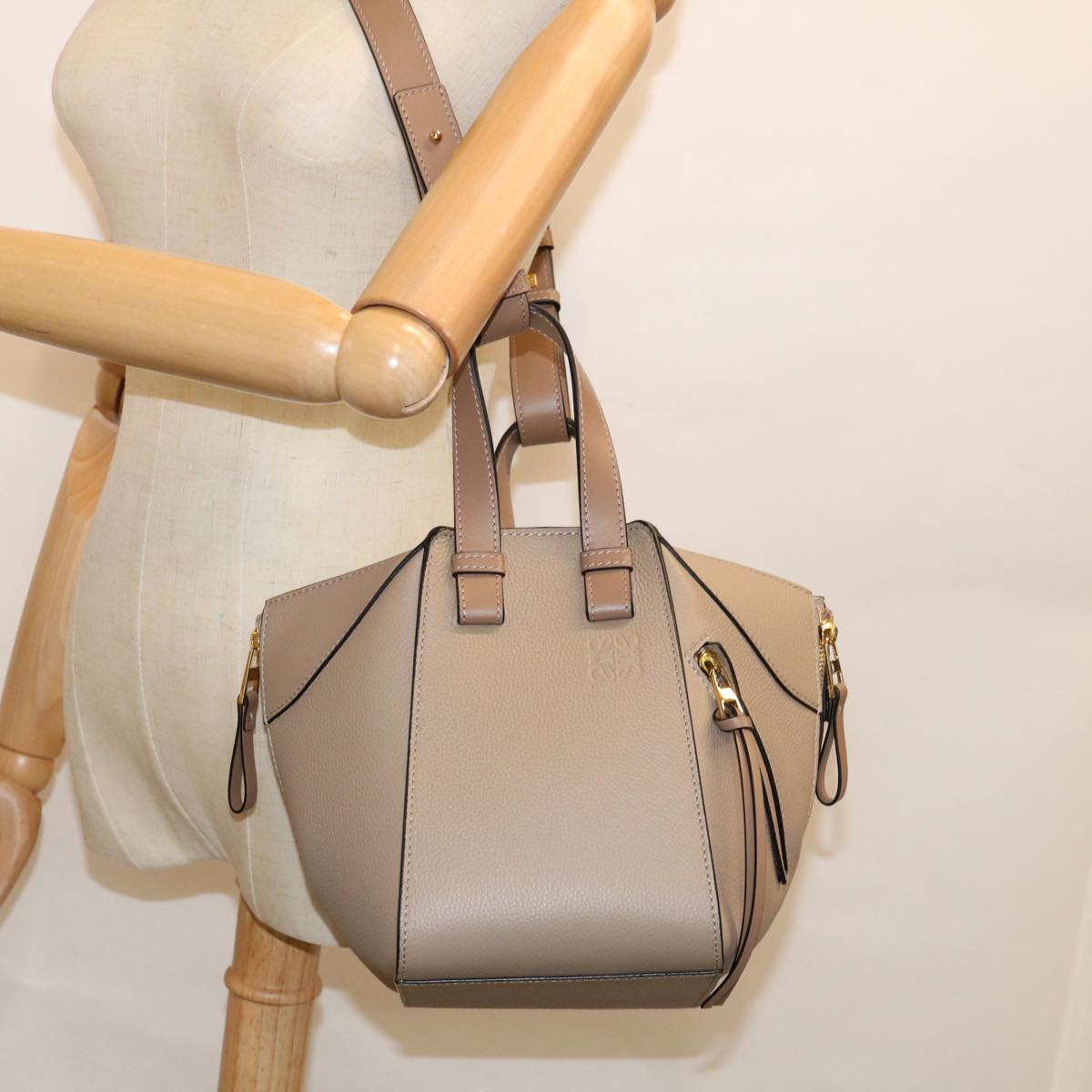 LOEWE Hammock Small Shoulder Bag Leather Gray Auth 62910A