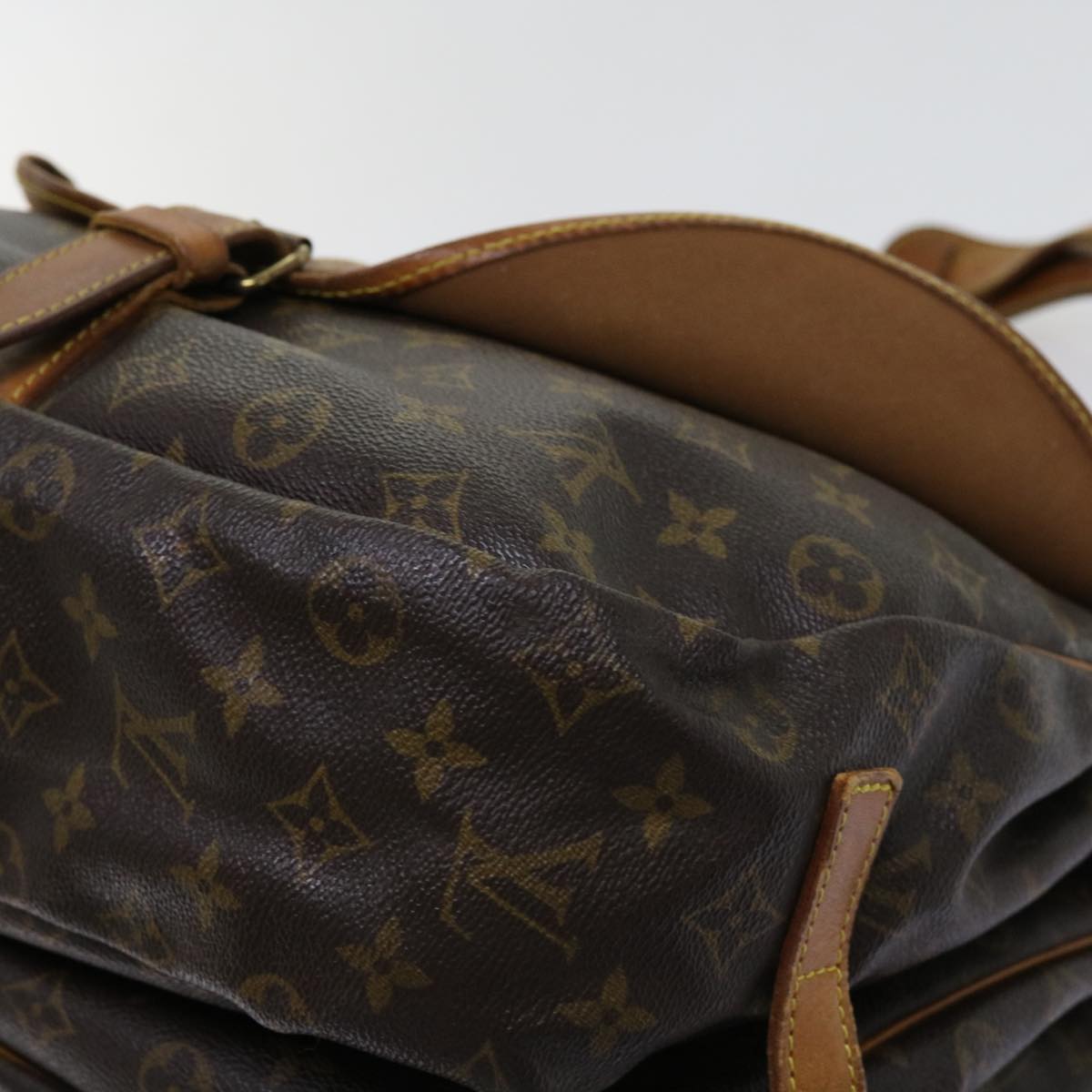 LOUIS VUITTON Monogram Saumur 35 Shoulder Bag M42254 LV Auth 62950