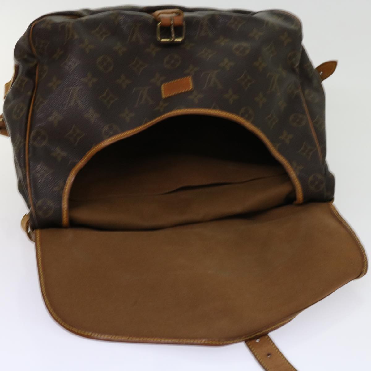 LOUIS VUITTON Monogram Saumur 35 Shoulder Bag M42254 LV Auth 62950