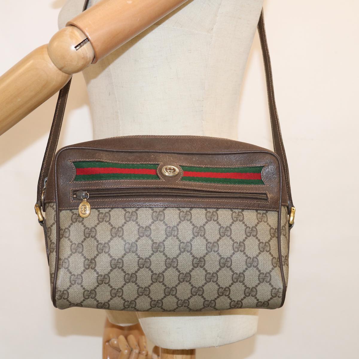 GUCCI Web Sherry Line GG Supreme Shoulder Bag Beige Red 56 02 088 Auth 62999