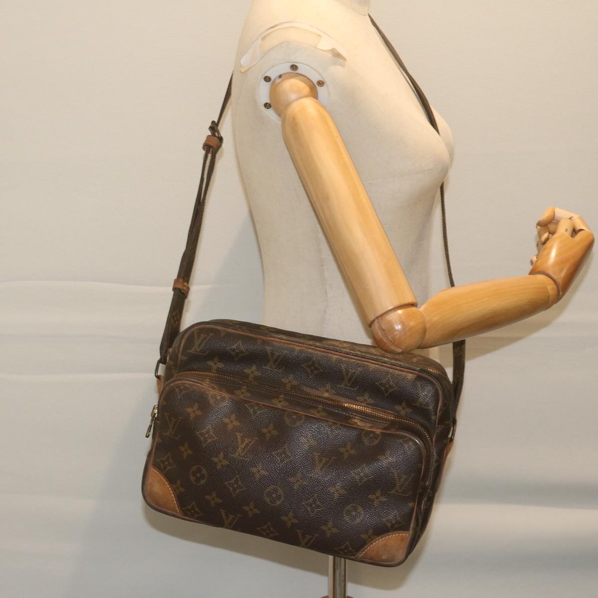 LOUIS VUITTON Monogram Nile Shoulder Bag M45244 LV Auth 63018