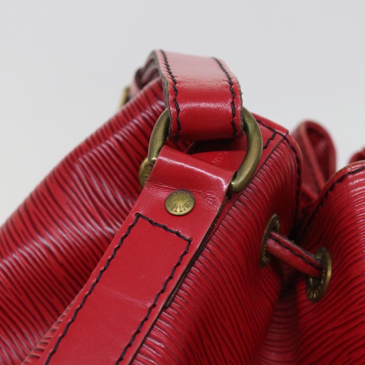 LOUIS VUITTON Epi Noe Shoulder Bag Red M44007 LV Auth 63173