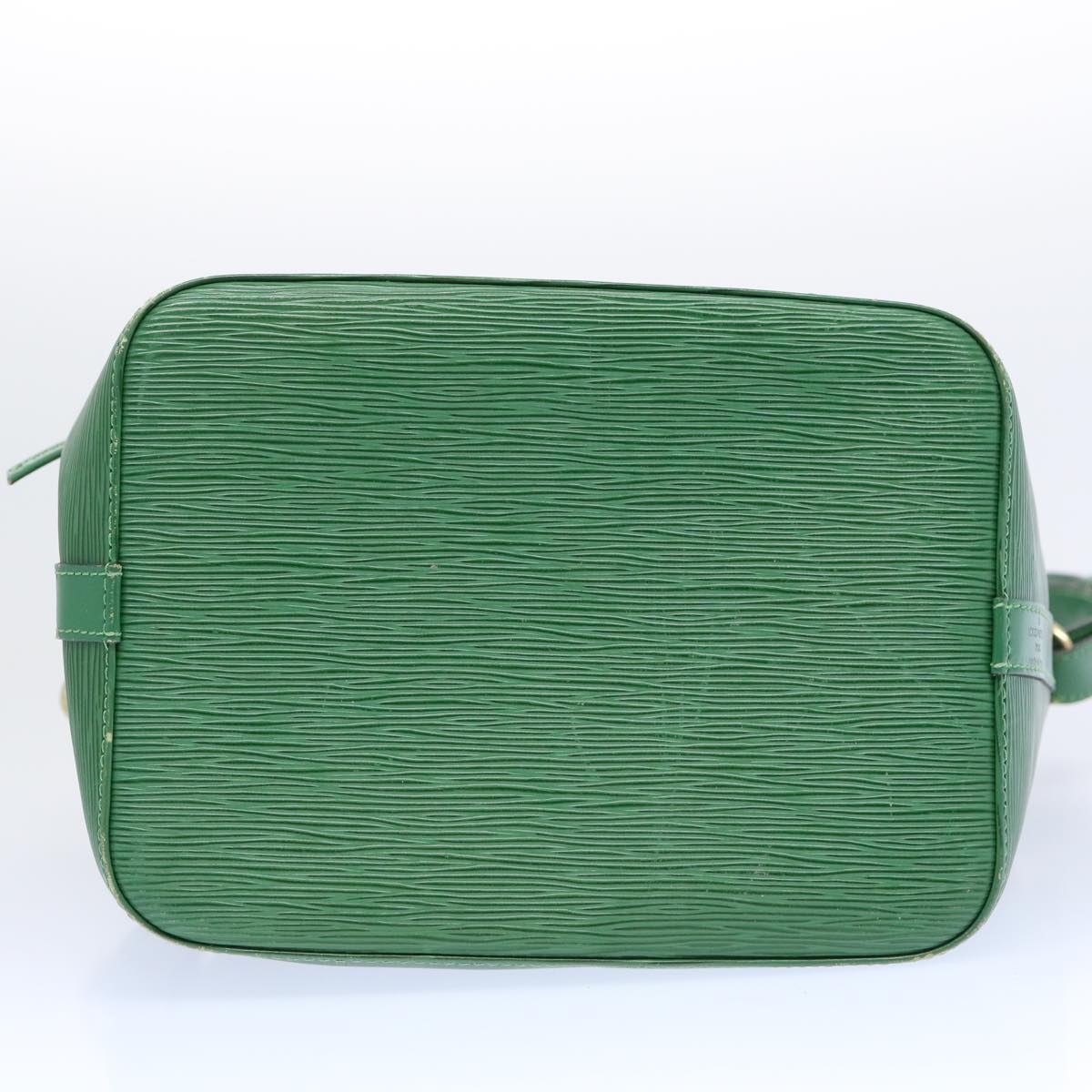 LOUIS VUITTON Epi Petit Noe Shoulder Bag Green M44104 LV Auth 63216