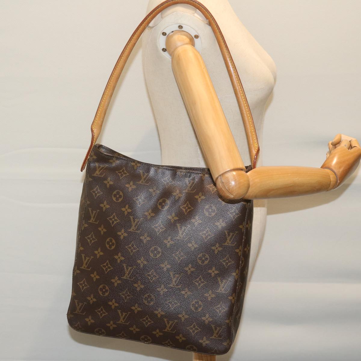 LOUIS VUITTON Monogram Looping GM Shoulder Bag M51145 LV Auth 63247