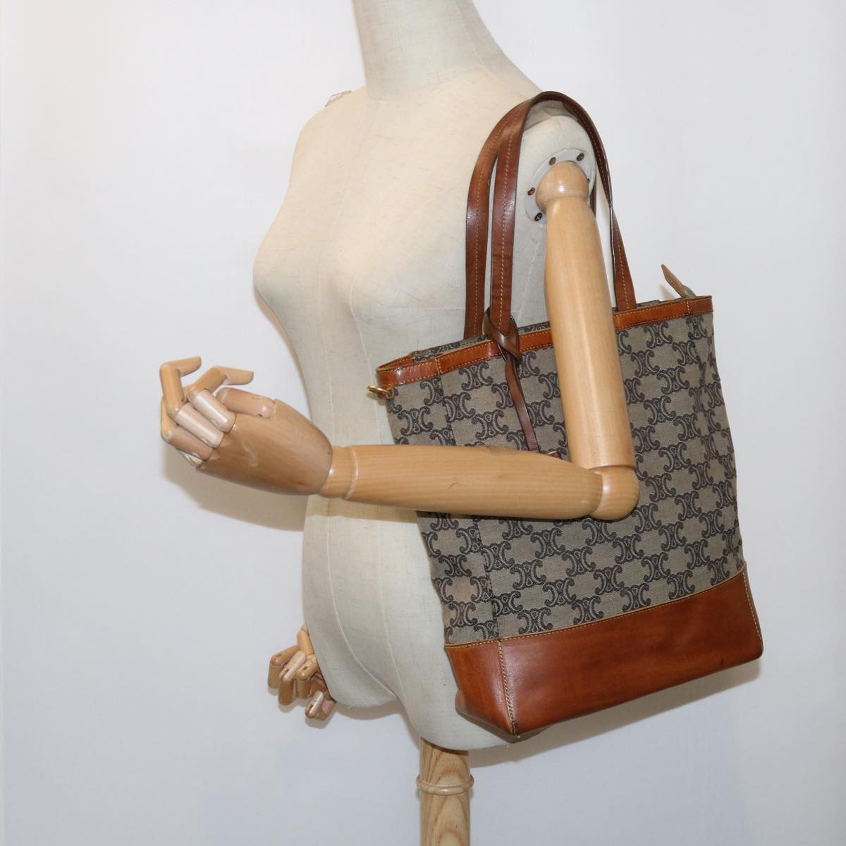 CELINE Macadam Canvas Tote Bag Beige Auth 63249