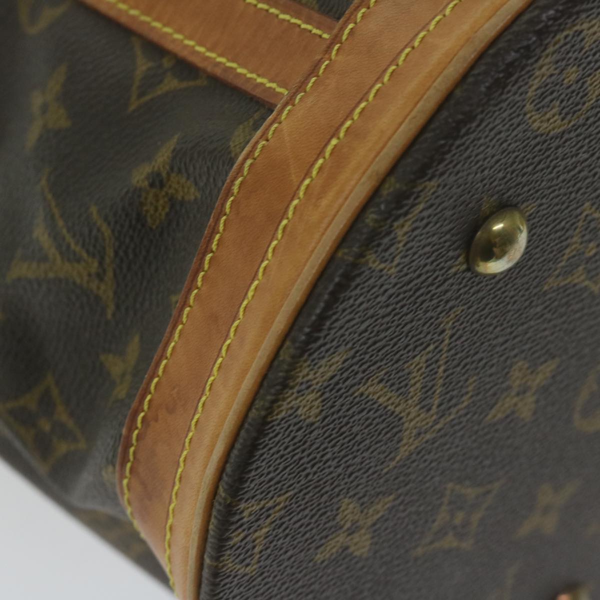 LOUIS VUITTON Monogram Bucket GM Shoulder Bag M42236 LV Auth 63345