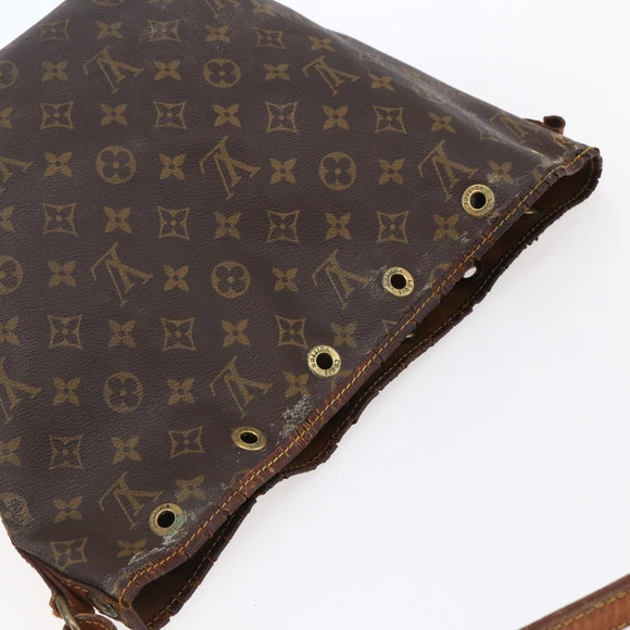 LOUIS VUITTON Monogram Petit Noe Shoulder Bag M42226 LV Auth 63348