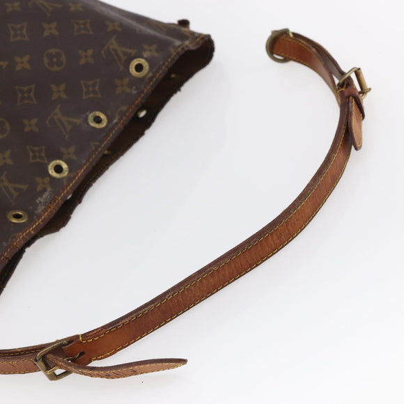 LOUIS VUITTON Monogram Petit Noe Shoulder Bag M42226 LV Auth 63348