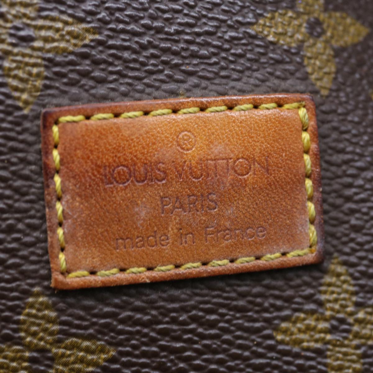 LOUIS VUITTON Monogram Saumur 35 Shoulder Bag M42254 LV Auth 63584