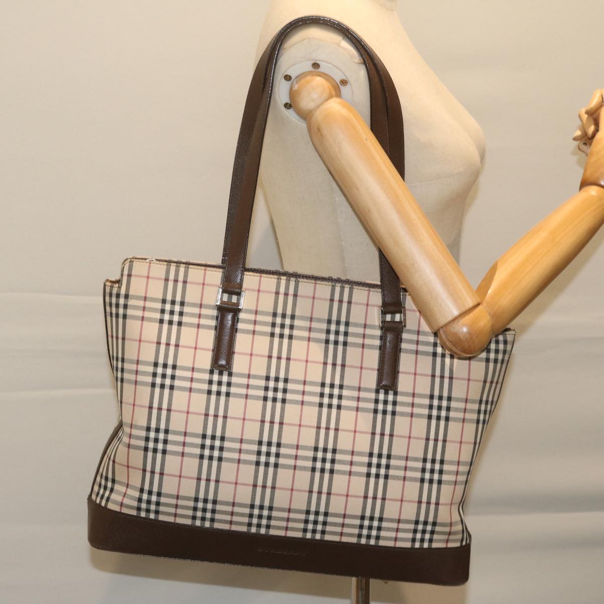 BURBERRY Nova Check Tote Bag Nylon Beige Auth 63586