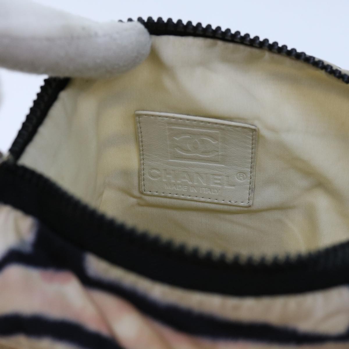 CHANEL Shoulder Bag Nylon White Black CC Auth 63629