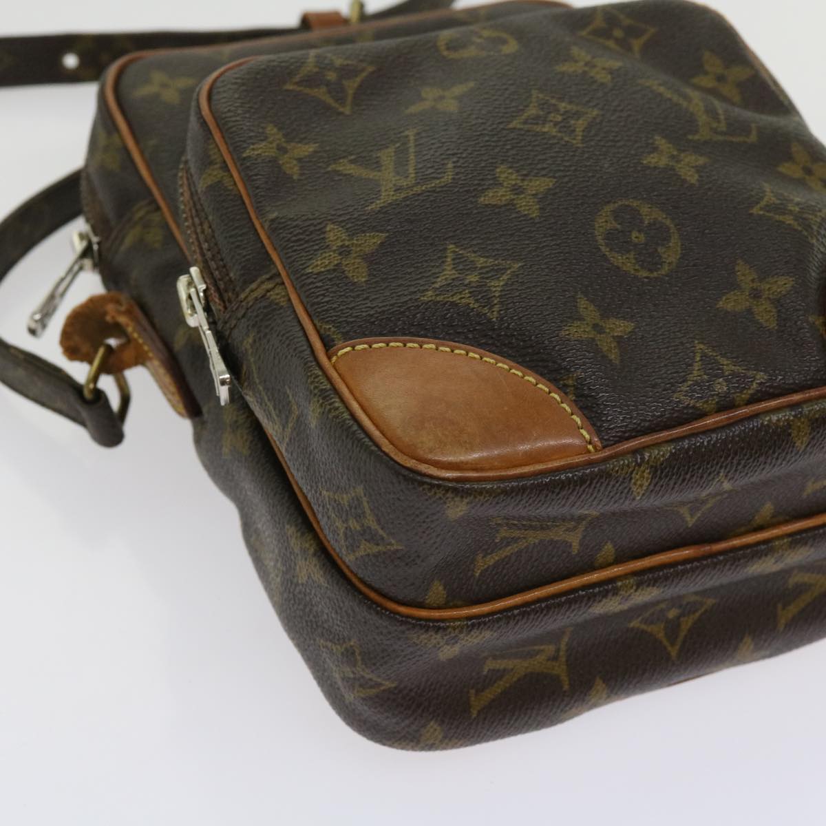 LOUIS VUITTON Monogram Amazon Shoulder Bag M45236 LV Auth 63660