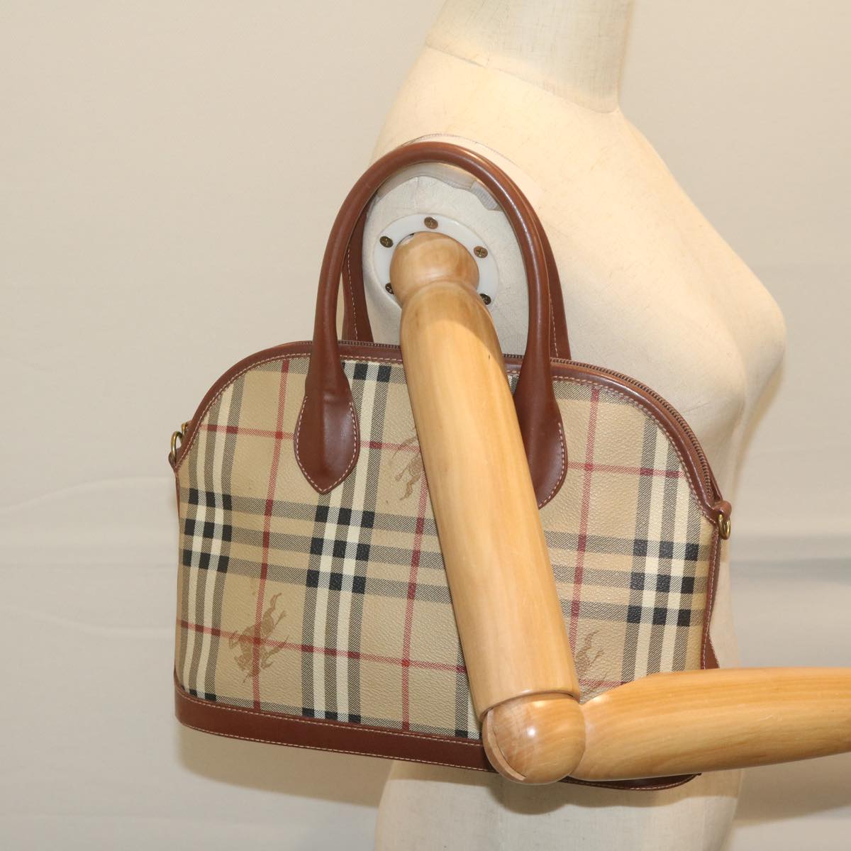 BURBERRY Nova Check Hand Bag PVC Leather Beige Auth 63750