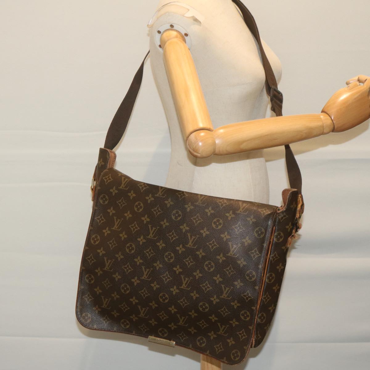 LOUIS VUITTON Monogram Abbesses Shoulder Bag M45257 LV Auth 63878