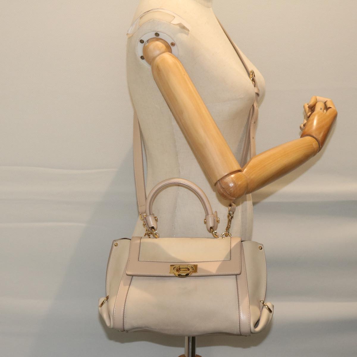 Salvatore Ferragamo Gancini Sofia Shoulder Bag Leather 2way Beige Auth 63954