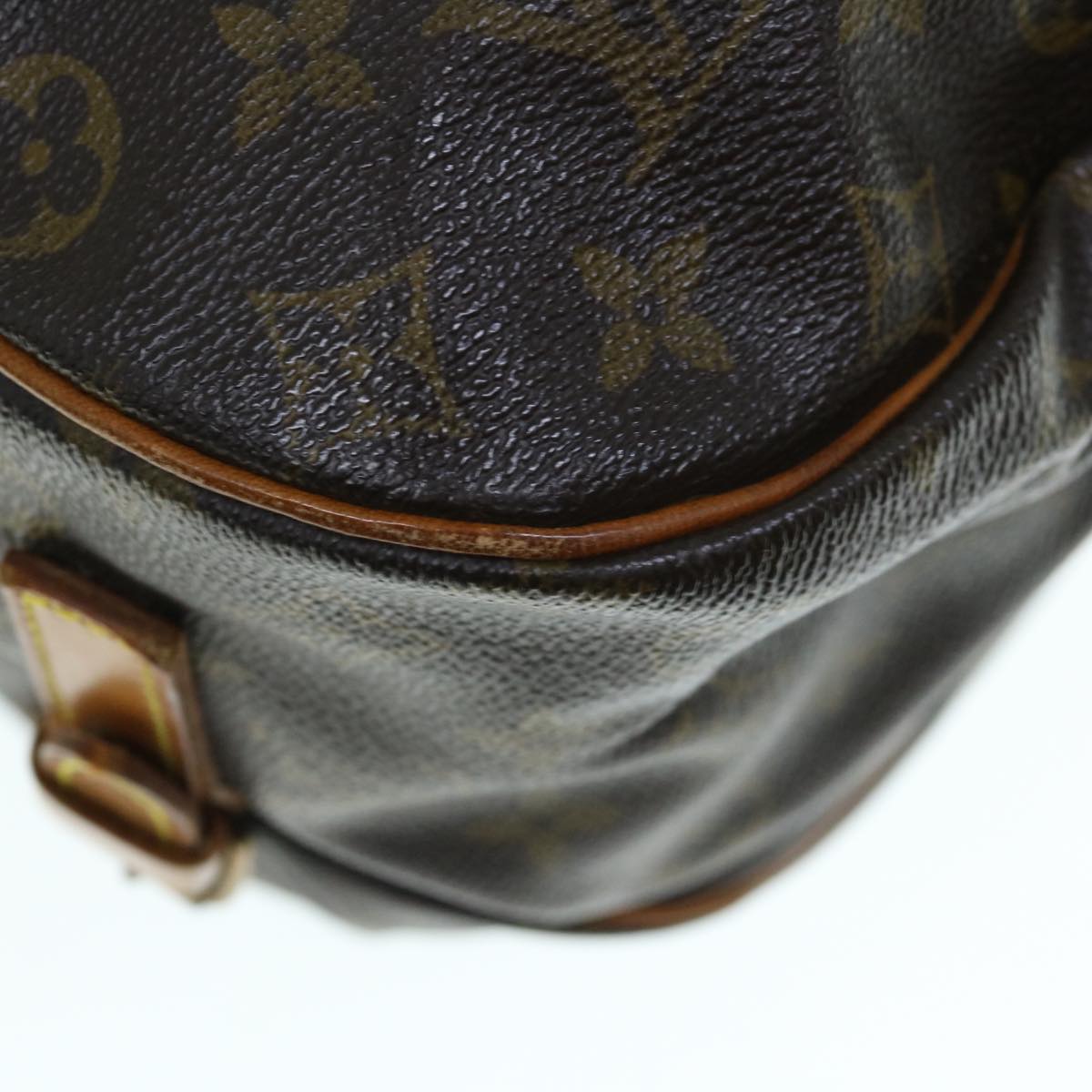 LOUIS VUITTON Monogram Saumur 35 Shoulder Bag M42254 LV Auth 63955