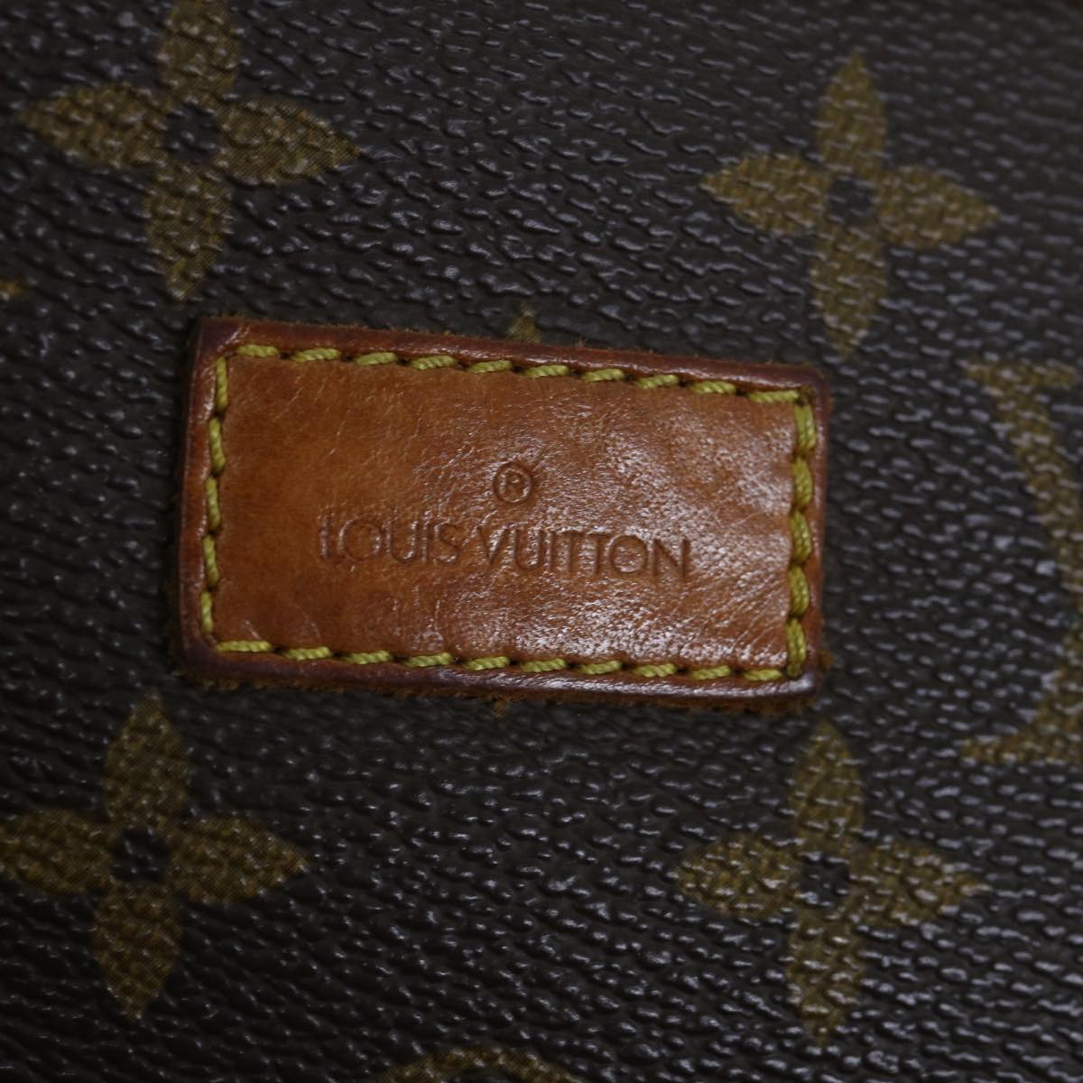 LOUIS VUITTON Monogram Saumur 35 Shoulder Bag M42254 LV Auth 63956