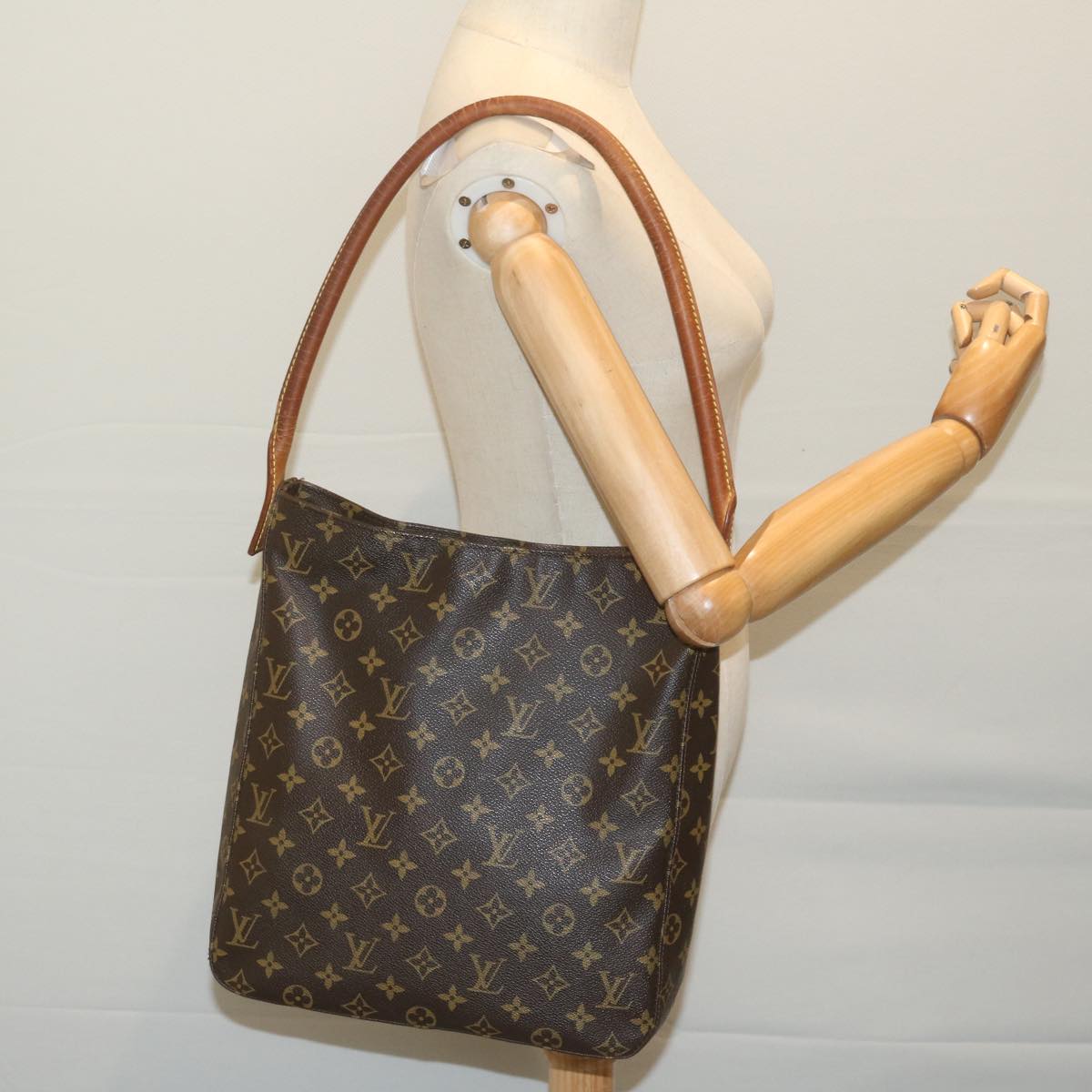 LOUIS VUITTON Monogram Looping GM Shoulder Bag M51145 LV Auth 64071