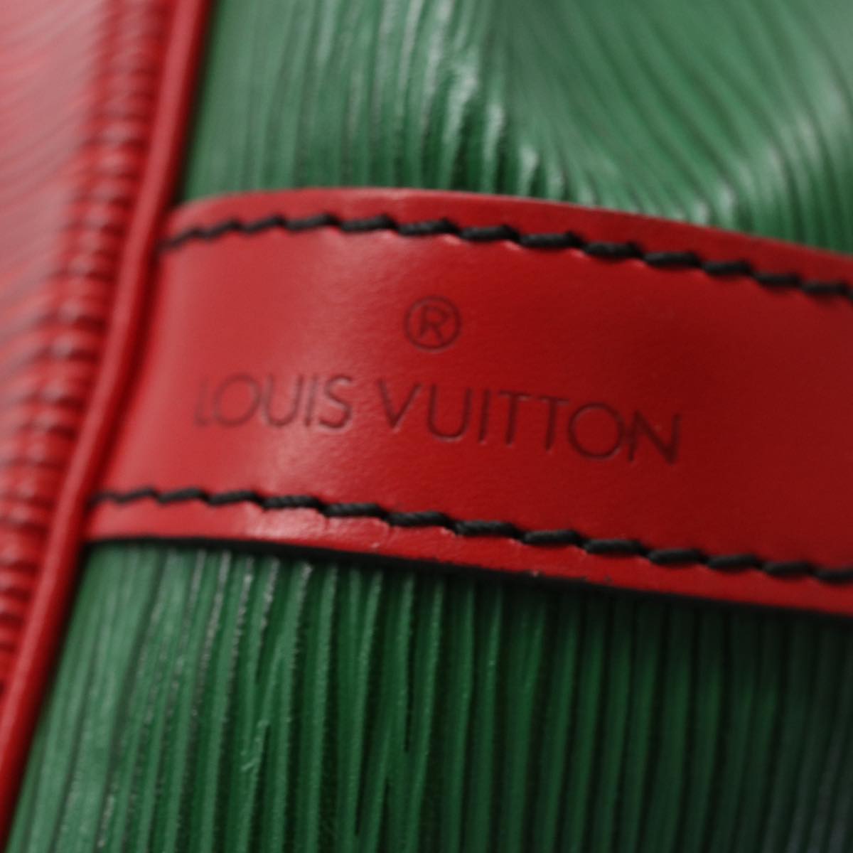 LOUIS VUITTON Epi Petit Noe Shoulder Bag Bicolor Green Red M44147 LV Auth 64091