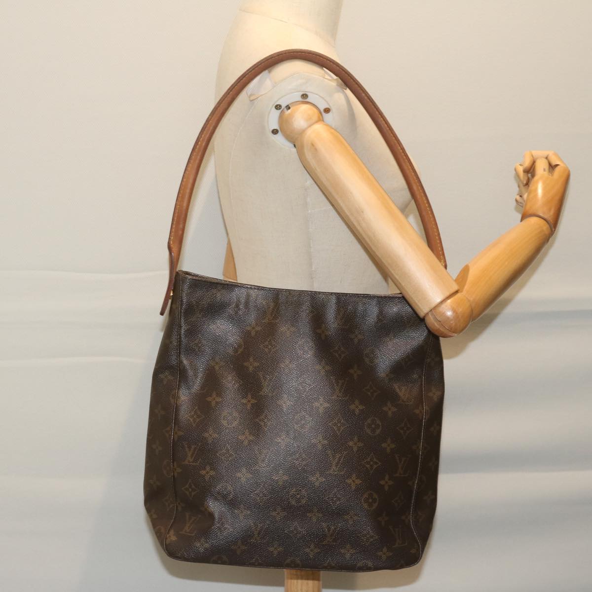 LOUIS VUITTON Monogram Looping GM Shoulder Bag M51145 LV Auth 64155