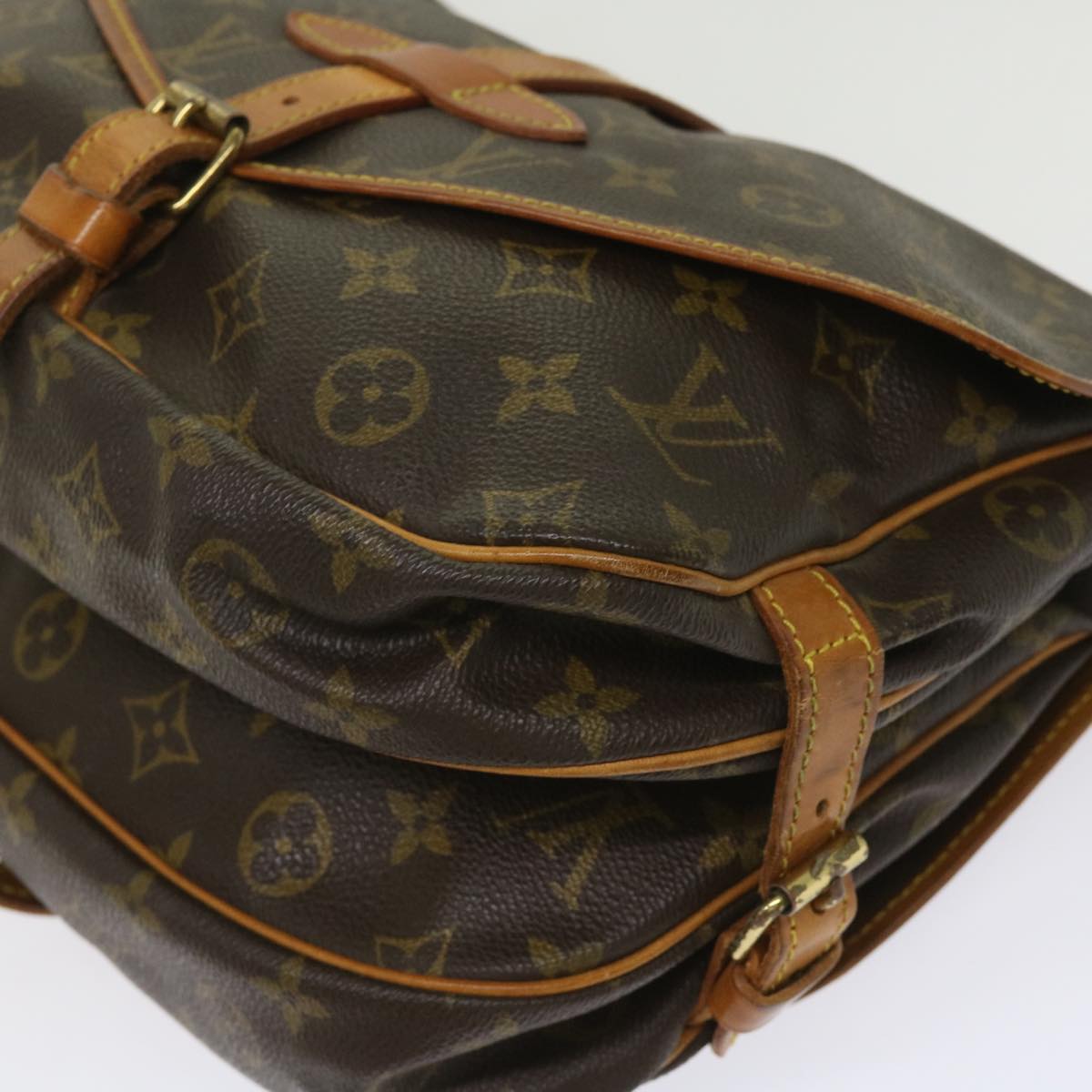 LOUIS VUITTON Monogram Saumur 30 Shoulder Bag M42256 LV Auth 64412