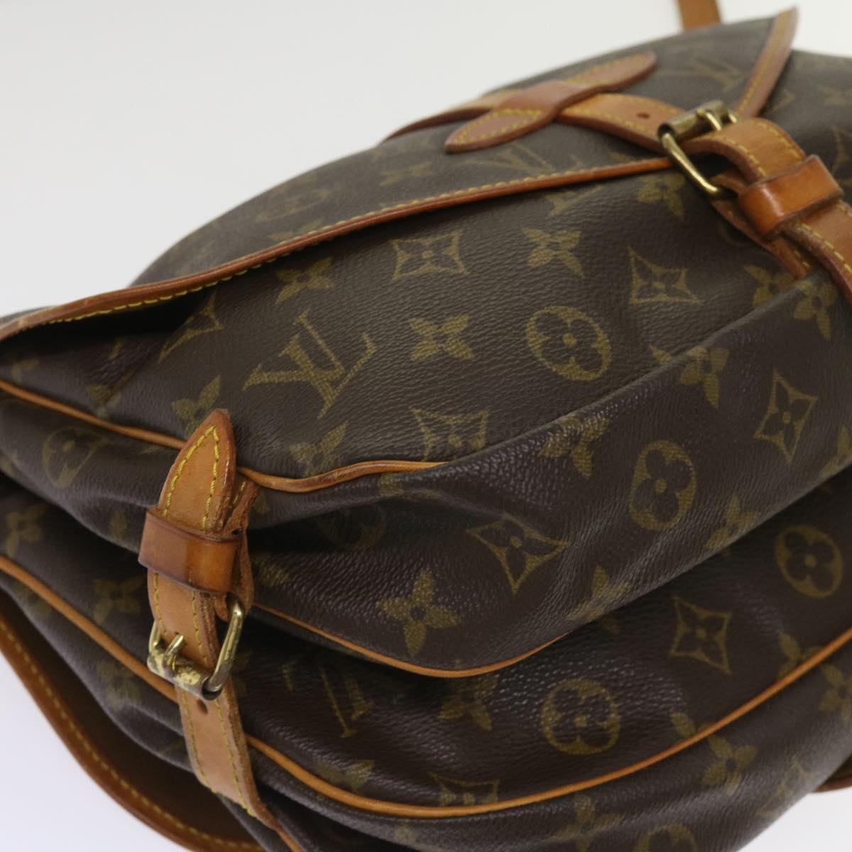 LOUIS VUITTON Monogram Saumur 30 Shoulder Bag M42256 LV Auth 64412