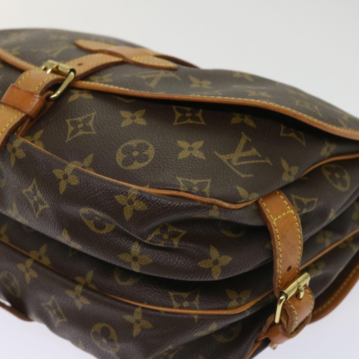 LOUIS VUITTON Monogram Saumur 30 Shoulder Bag M42256 LV Auth 64413