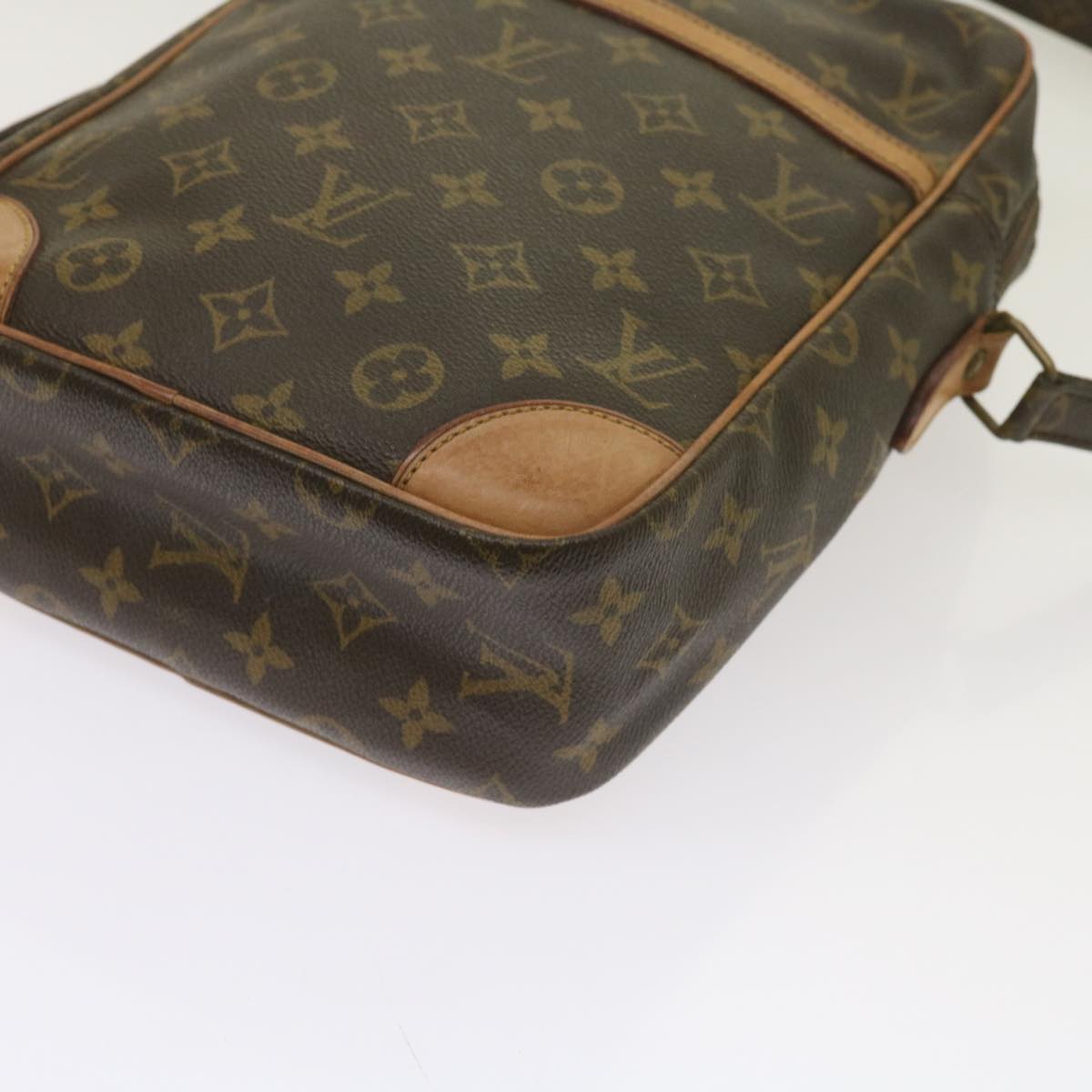 LOUIS VUITTON Monogram Danube MM Shoulder Bag M45264 LV Auth 64717