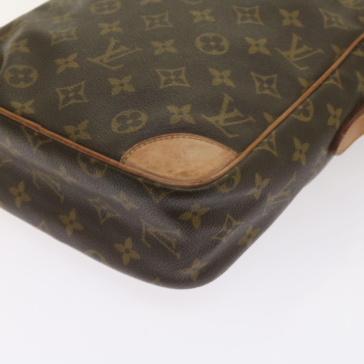 LOUIS VUITTON Monogram Danube MM Shoulder Bag M45264 LV Auth 64717