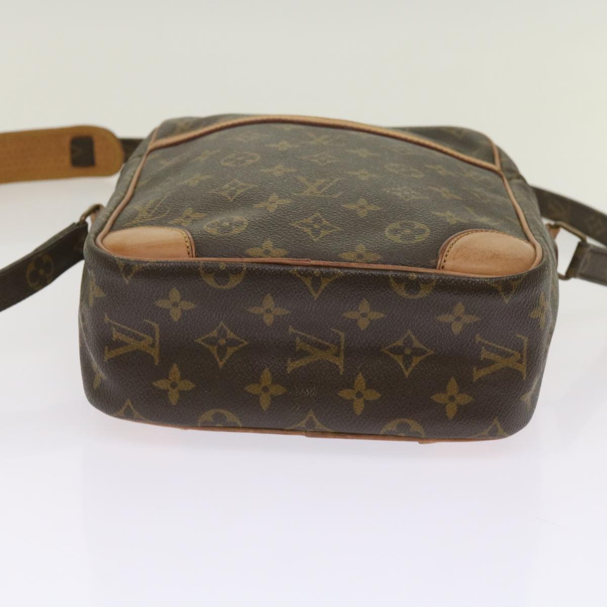 LOUIS VUITTON Monogram Danube MM Shoulder Bag M45264 LV Auth 64717