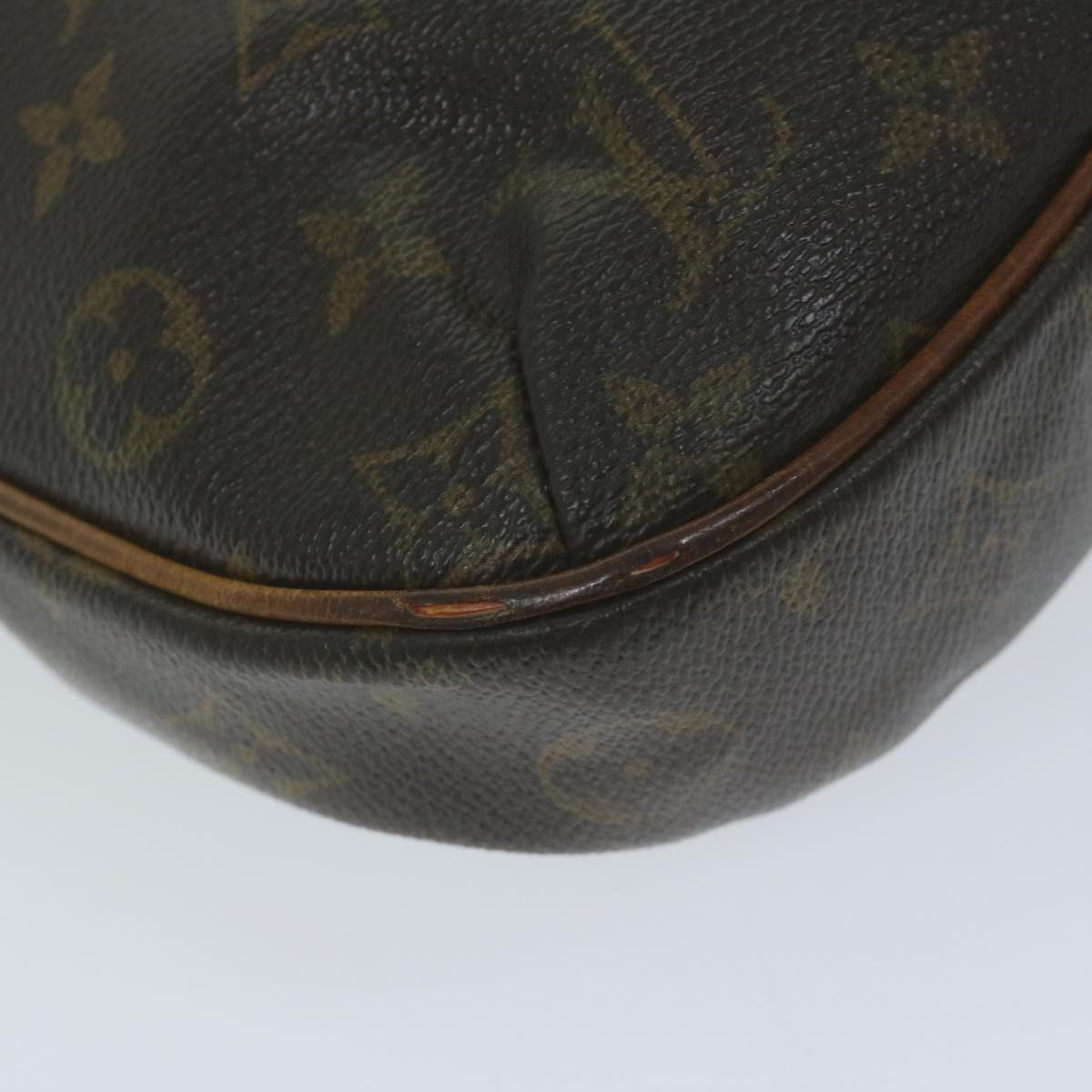 LOUIS VUITTON Monogram Odeon PM Shoulder Bag M56390 LV Auth 64949