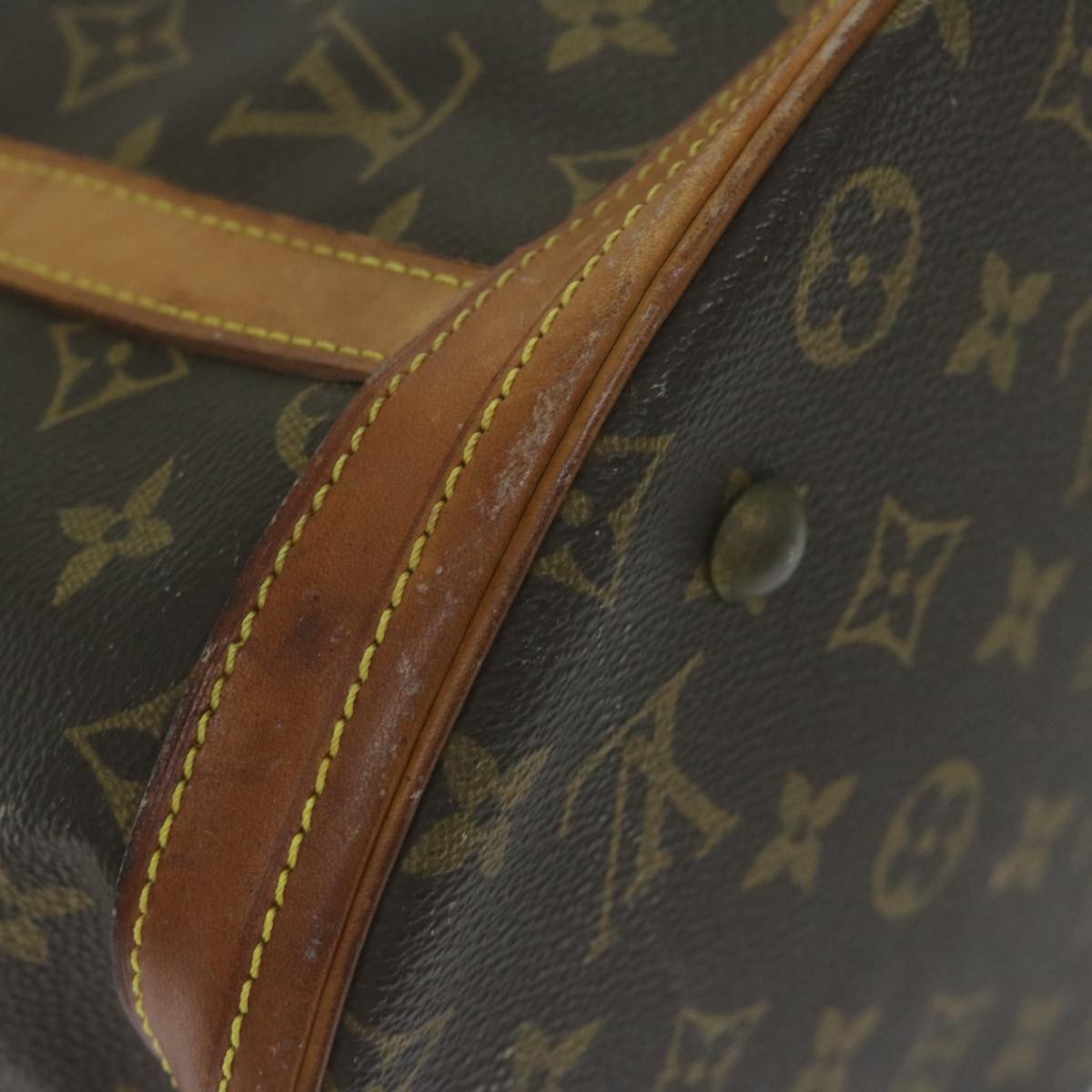 LOUIS VUITTON Monogram Bucket GM Shoulder Bag M42236 LV Auth 64998